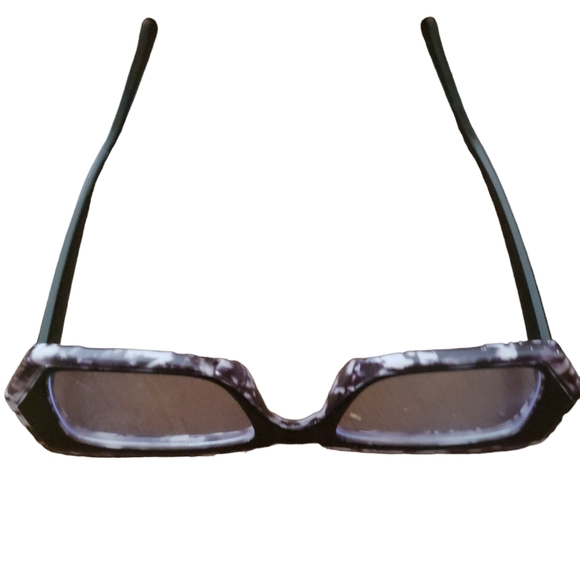 Cute Frames for wearing with or without prescription - Picture 3 of 6